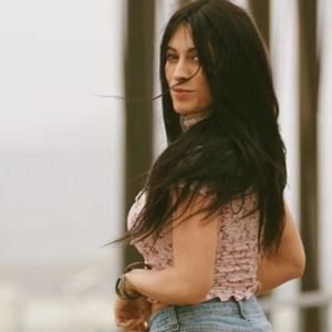 Meet your Posher, Tanya vaiven